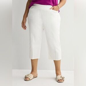 CROFT & BARROW Womens White Capris Size 28W Pull On Stretch Side Pockets New